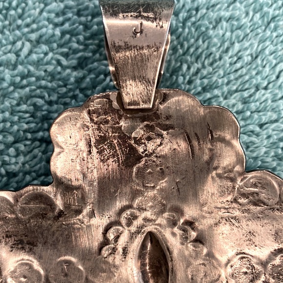 Sold - Picture 2 of 4